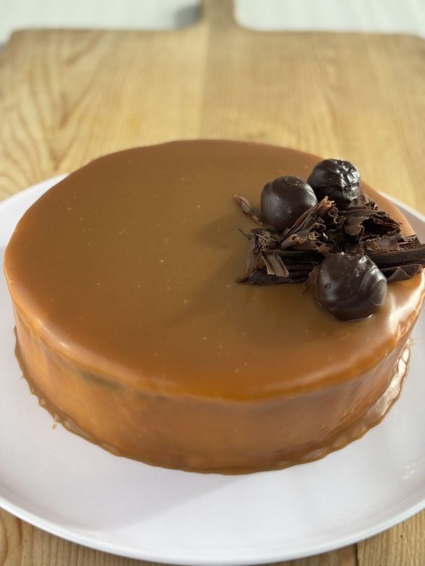 Salted Caramel Cake