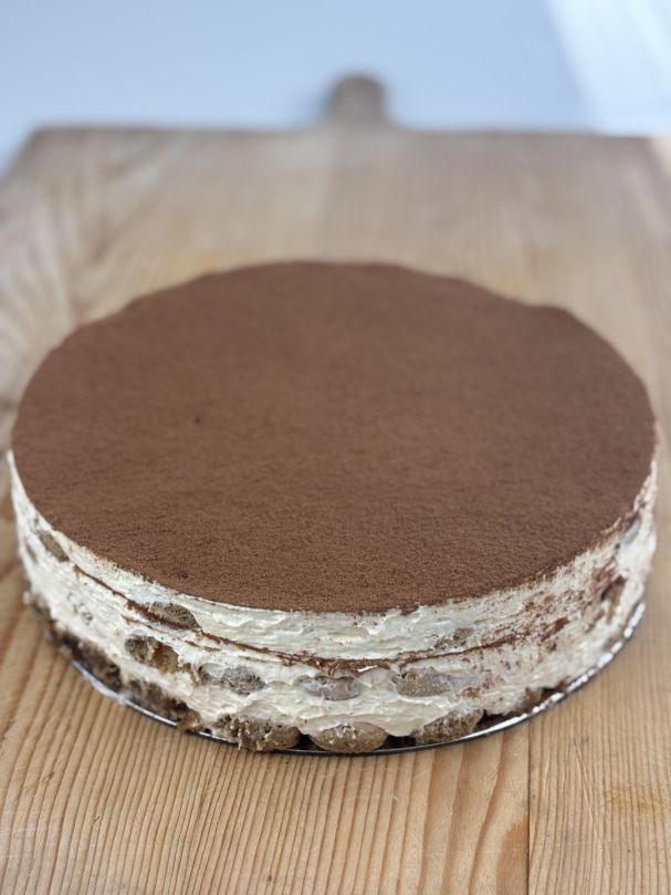 Tiramisu Cake