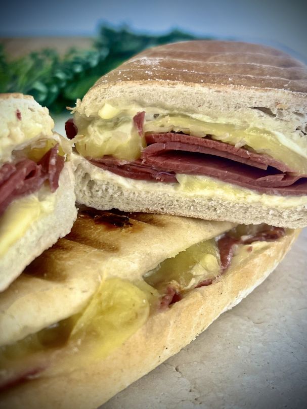 Reuben (hot)