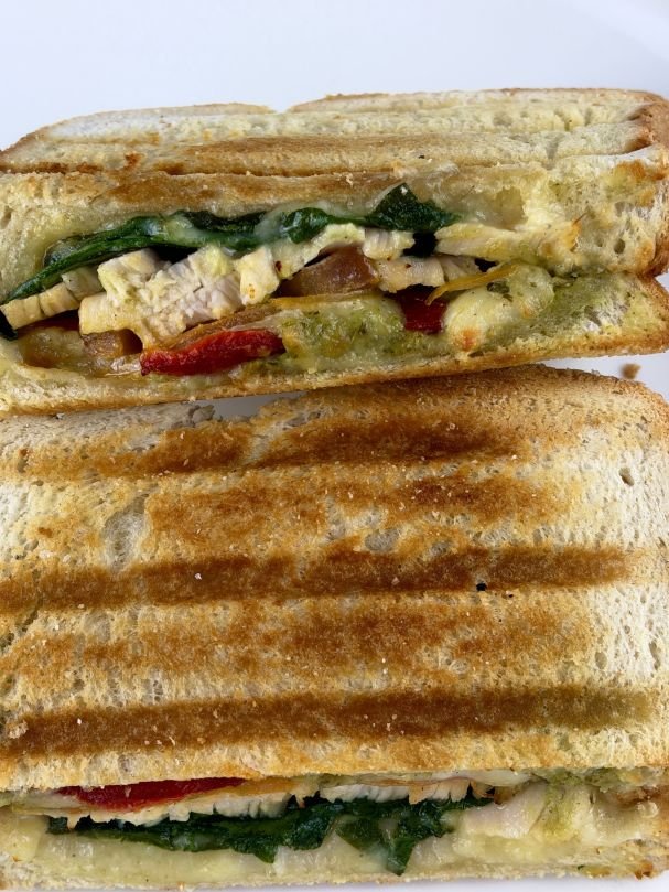 Pollo Pesto (hot)
