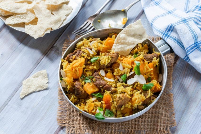 BOWL FOOD - Spiced Lamb Curry, Sweet Potato w Steamed Rice