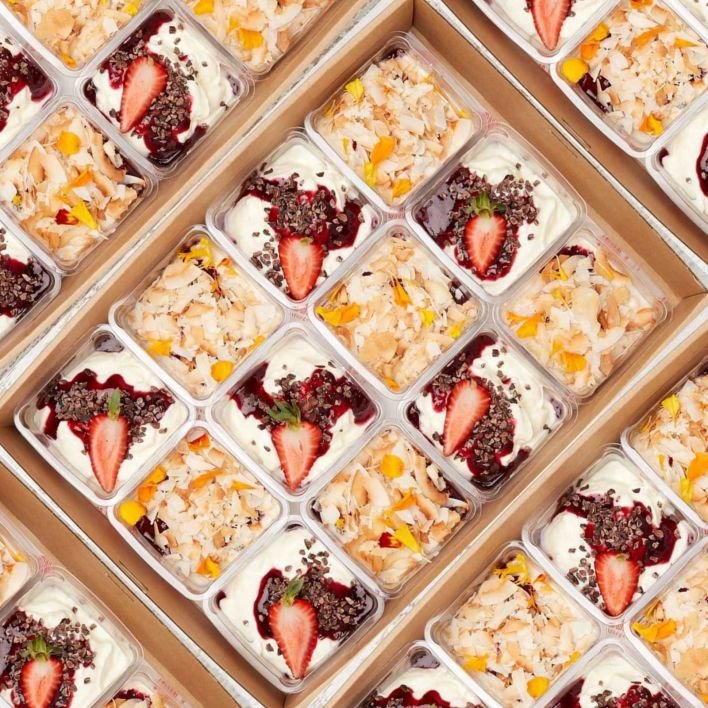 Granola & Berry Parfait Box Combo Platter