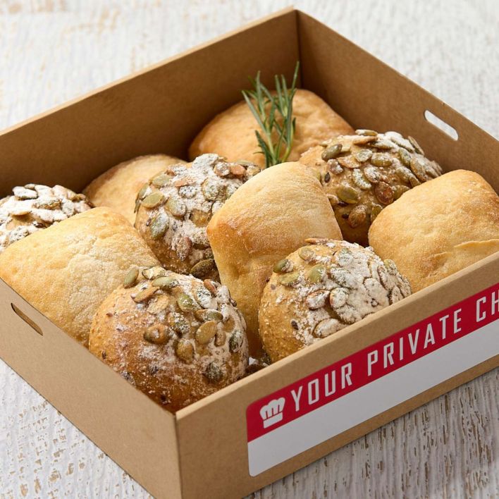 Assorted Dinner Roll Box (B4)