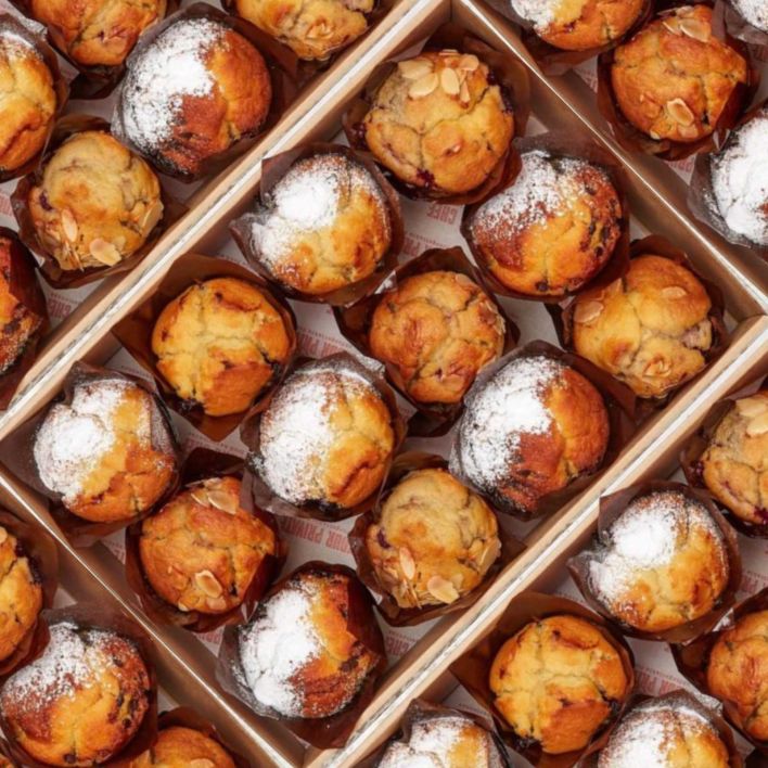 Muffin Box - Variety Collection 15 Piece (Large)