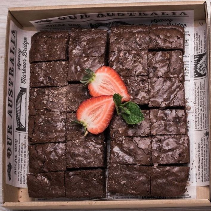 Platter - Brownie Box - (25 pieces)